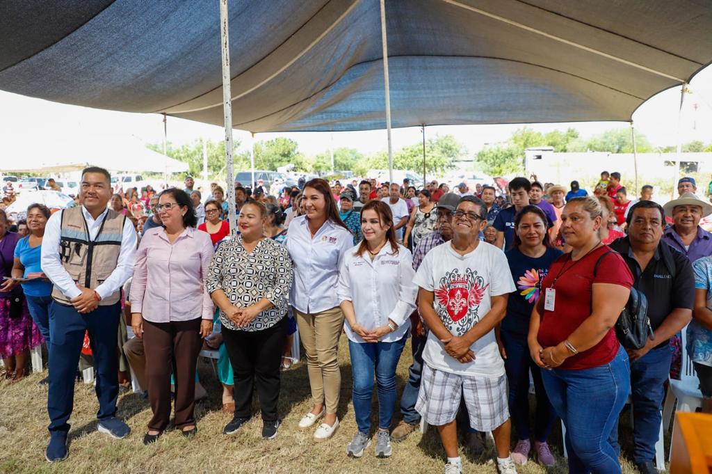 Recibieron familias de Nuevo México ITAVU apoyos del DIF y Municipio