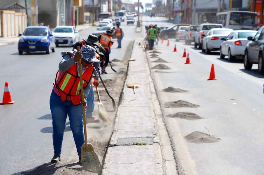 Cumple Gobierno de Reynosa con saneamiento de la via pública