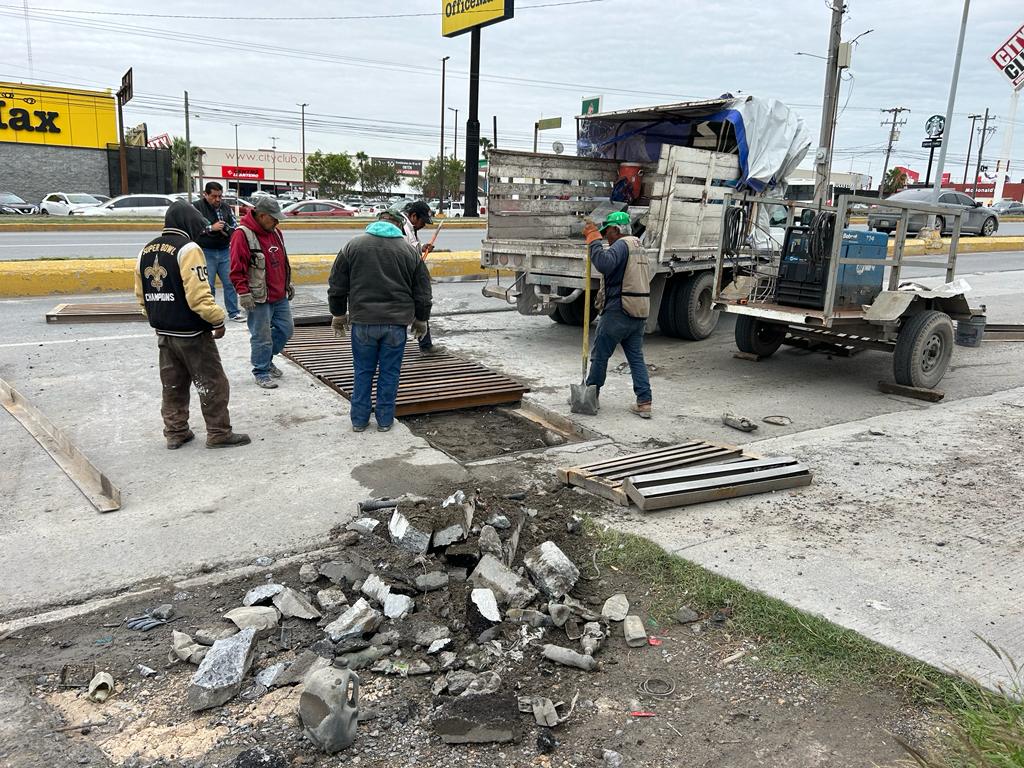 Continúa Gobierno del Alcalde Carlos Peña Ortiz rehabilitando pluviales de Reynosa