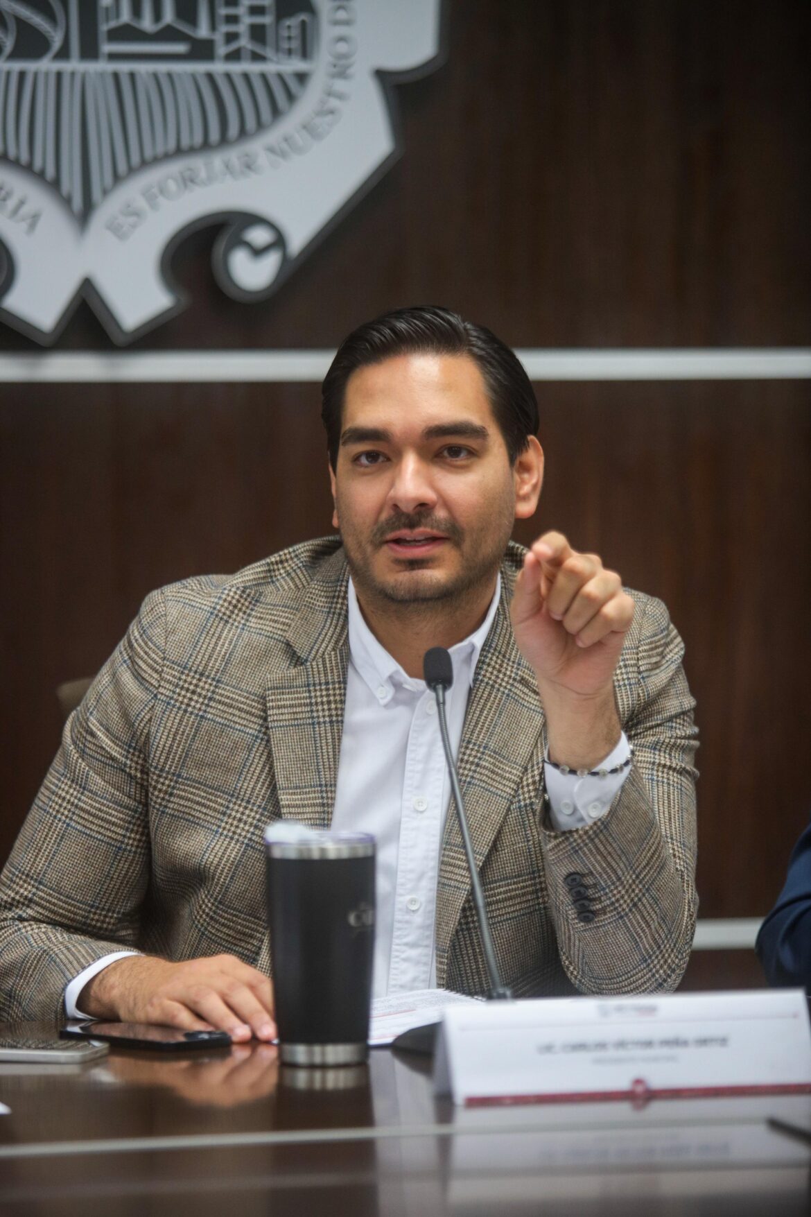 Adquirirá Gobierno de Carlos Peña Ortiz transporte para deportistas